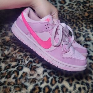 Nike Womens Low-Top Pink Sneakers with Hot Pink Swoosh